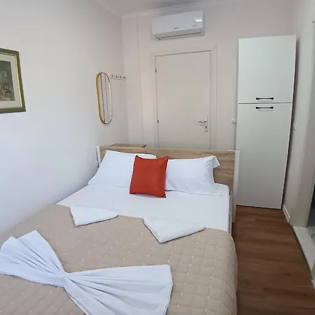 Apartment Auras Sweet