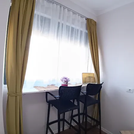 Apartment Auras Sweet