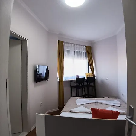 Apartamento Auras Sweet Tirana