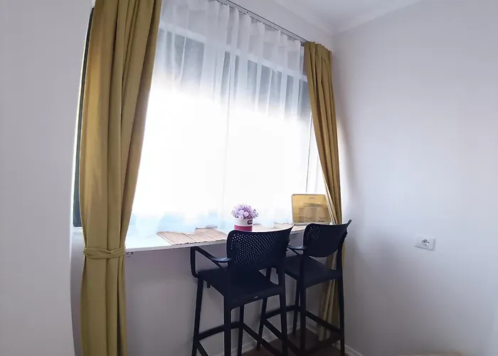 Apartment Auras Sweet